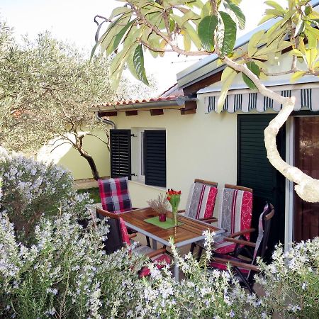 Holiday Home Camp Marko - Roz338 By Interhome Zečevo Exterior foto