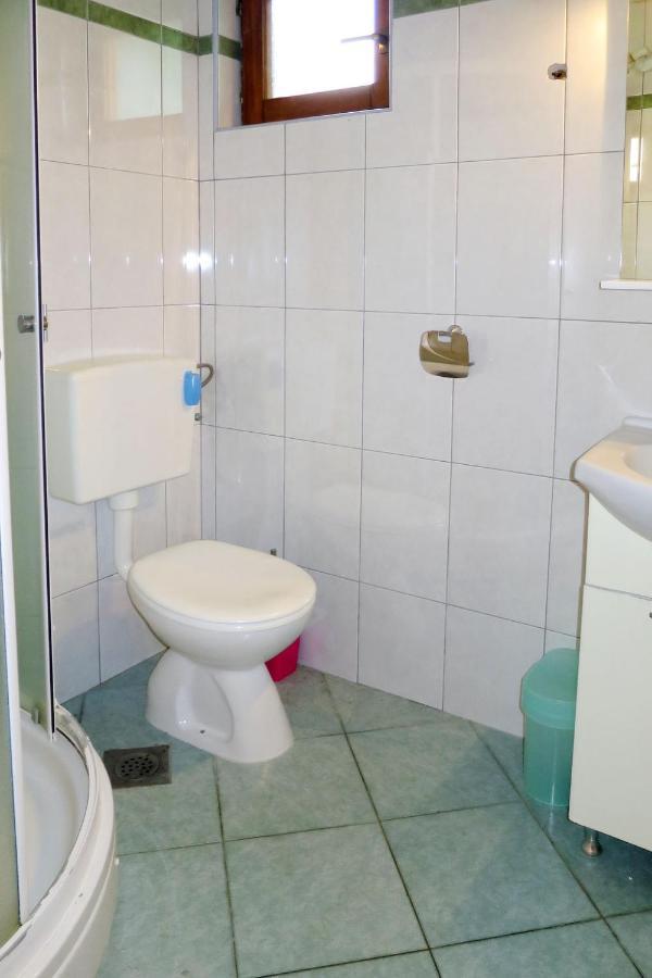 Holiday Home Camp Marko - Roz338 By Interhome Zečevo Exterior foto